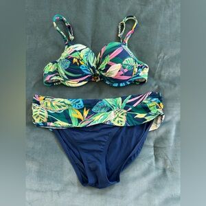 Bleu Rod Beattie Multicolor Bikini Set top size 6 bottom size 8